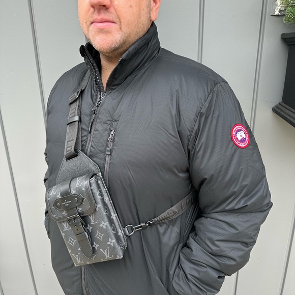 LOUIS VUITTON Saumur Slingbag Monogram Eclipse Authentic Box Receipt Exceptional - Picture 13 of 16